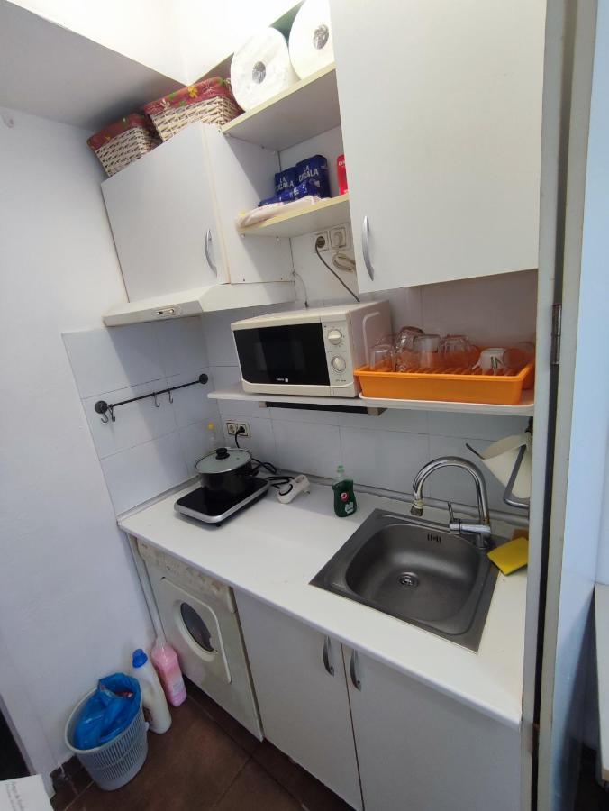 Nice Flat Within Walking Range To The Beach Barcelona Exterior photo