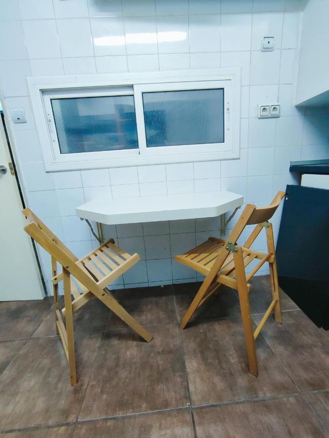 Nice Flat Within Walking Range To The Beach Barcelona Exterior photo