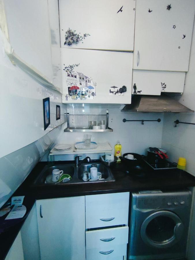 Nice Flat Within Walking Range To The Beach Barcelona Exterior photo