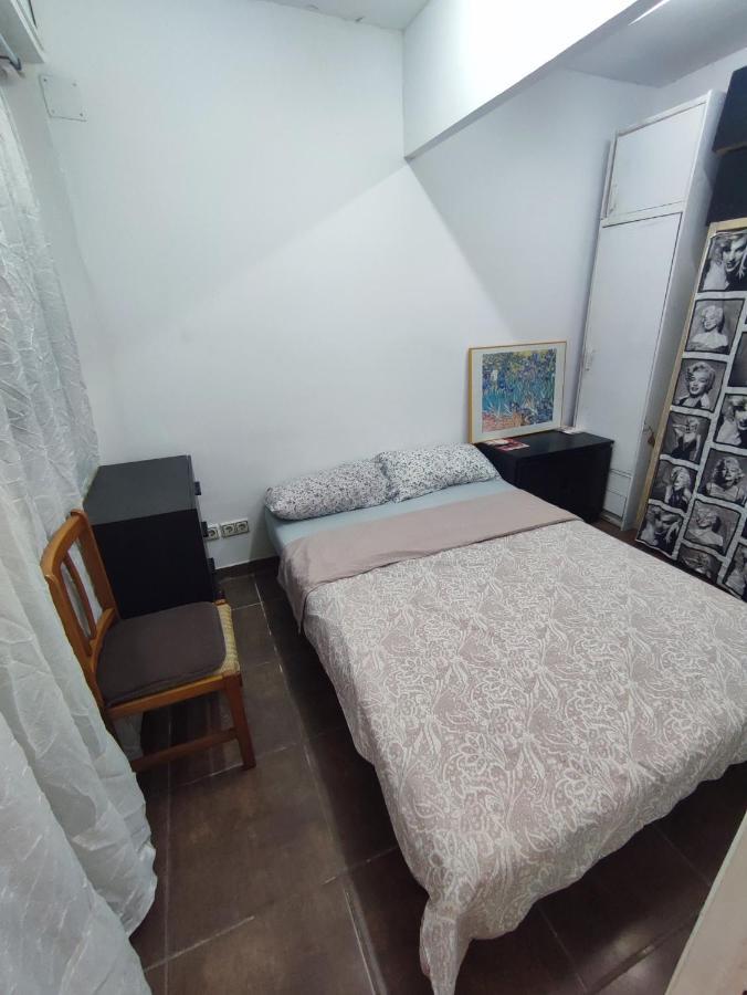 Nice Flat Within Walking Range To The Beach Barcelona Exterior photo
